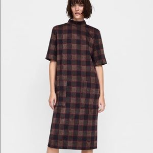 Zara Midi Pattern Dress New Size Small